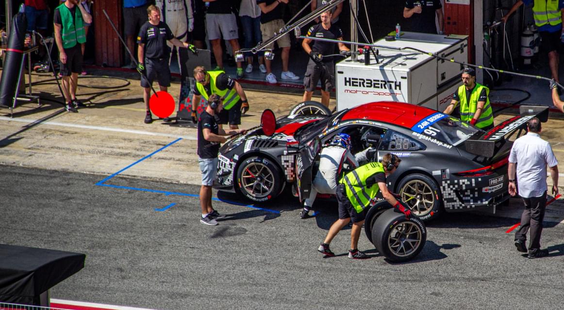 Motorsport pneuservis EuroTyres s.r.o.